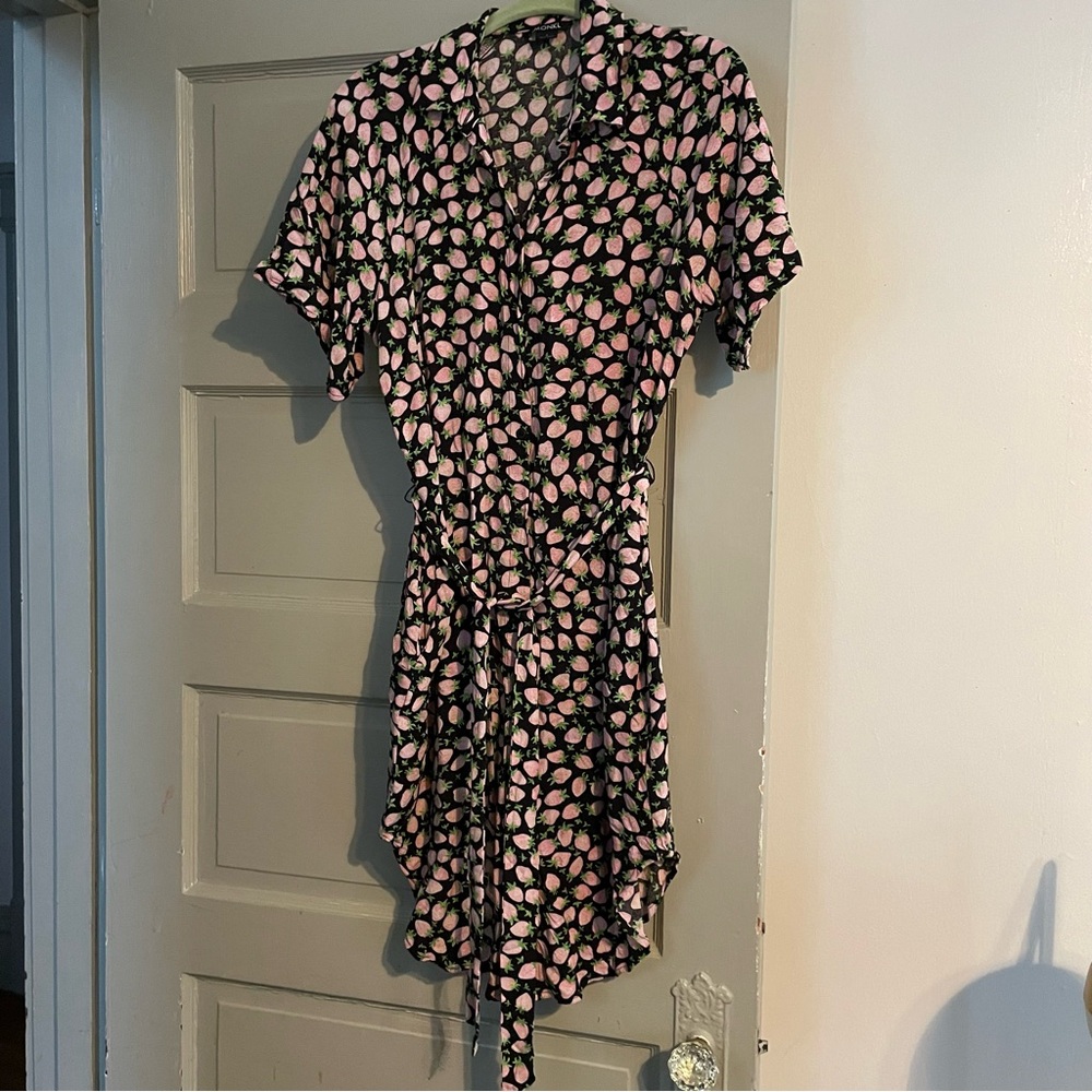 🍓 MONKI Strawberry Shirt Dress